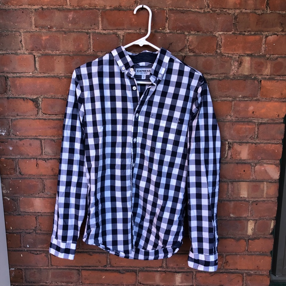 Express Button Down